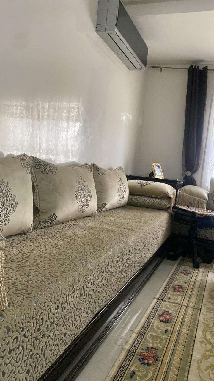Appartement Modern Comfort Airport 2 Beds *